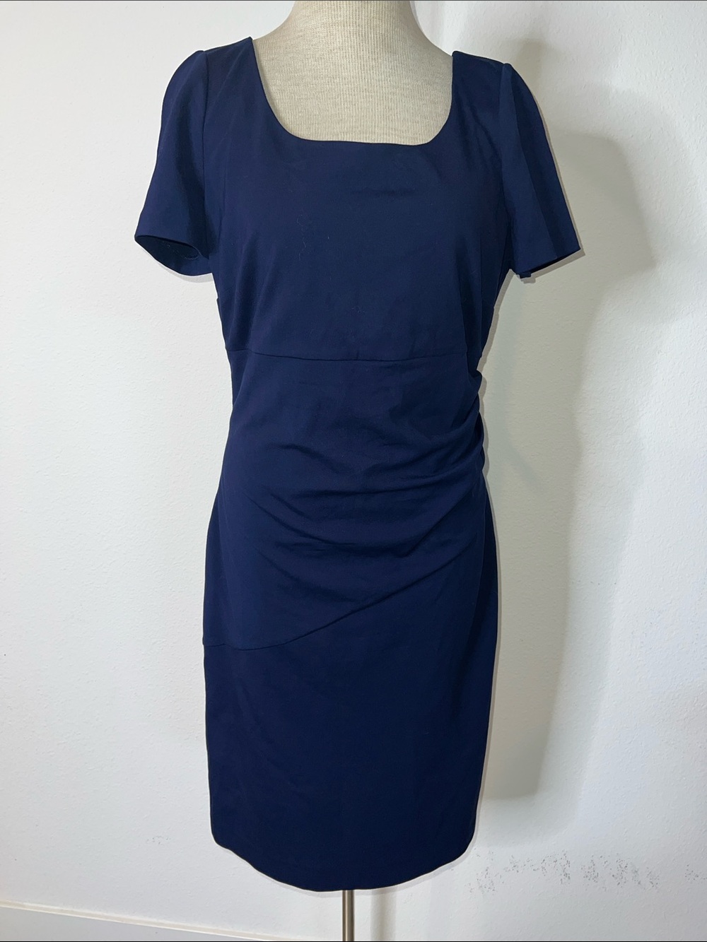 Diane Von Furstenberg Navy Square-Neck Short Sleeve Sheath Dress